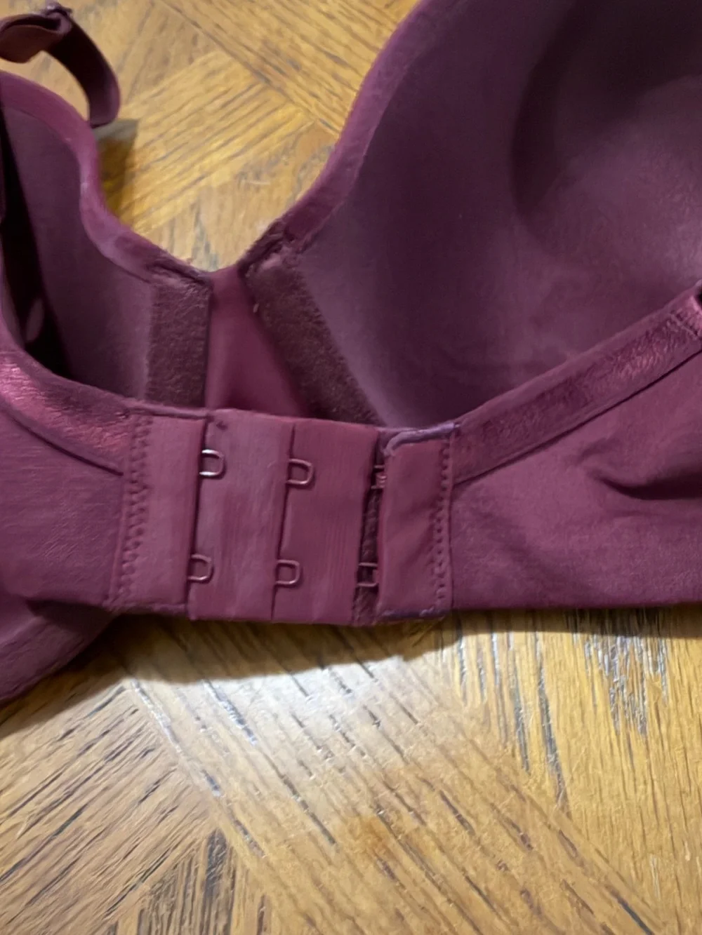 Warner's No Side Effects Seamless Underarm Smoothing Underwire T-Shirt Bra 34C